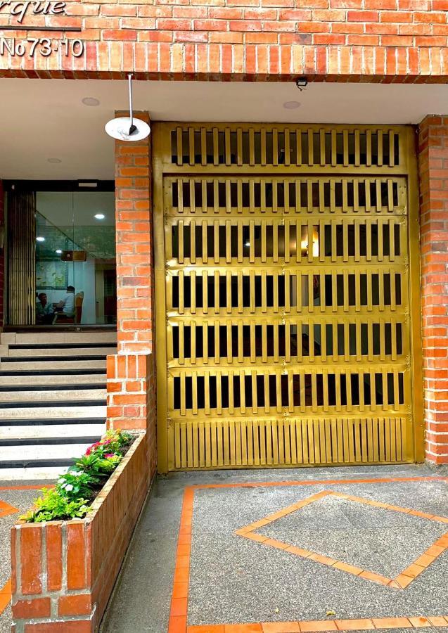 Hotel Torre Primavera Medellín Buitenkant foto