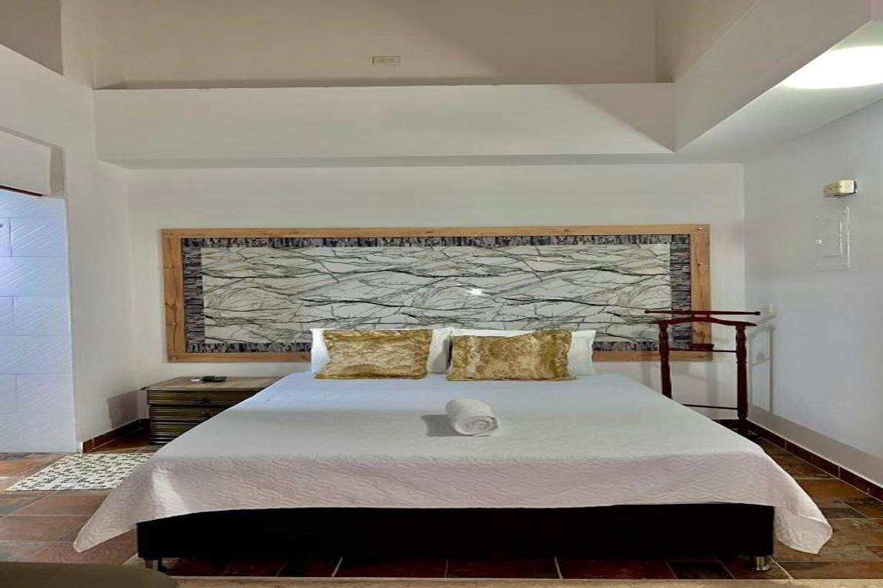 Hotel Torre Primavera Medellín Buitenkant foto