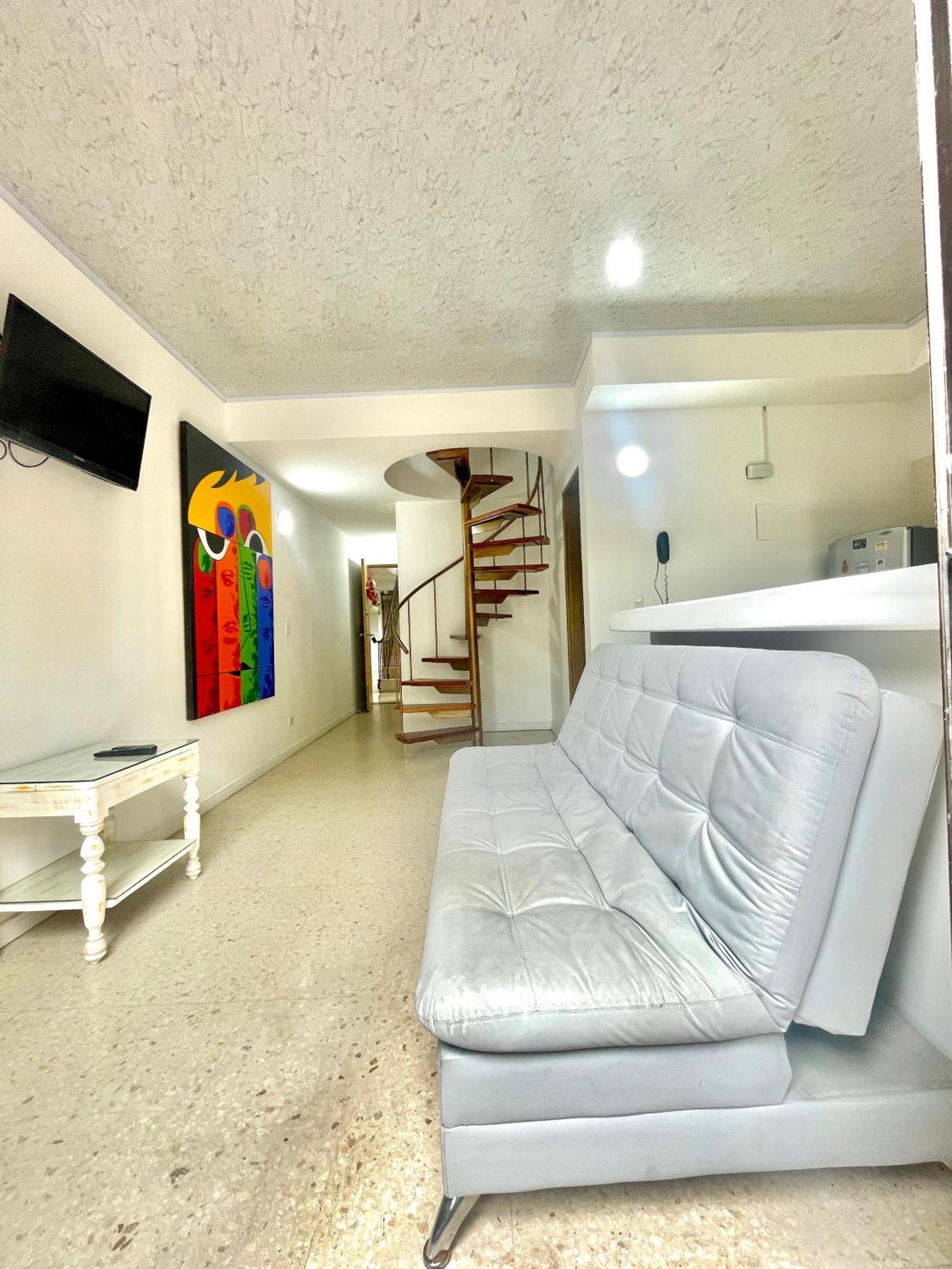 Hotel Torre Primavera Medellín Buitenkant foto