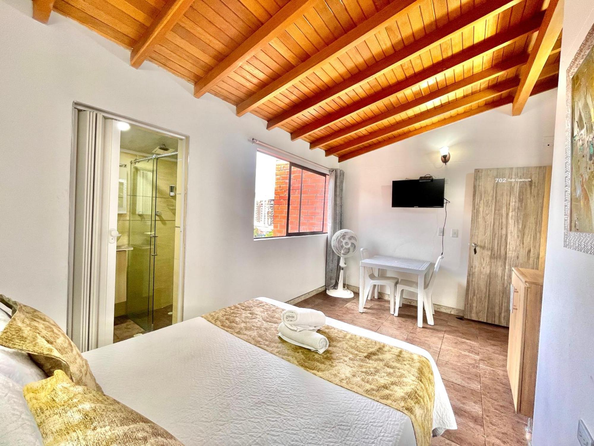 Hotel Torre Primavera Medellín Buitenkant foto
