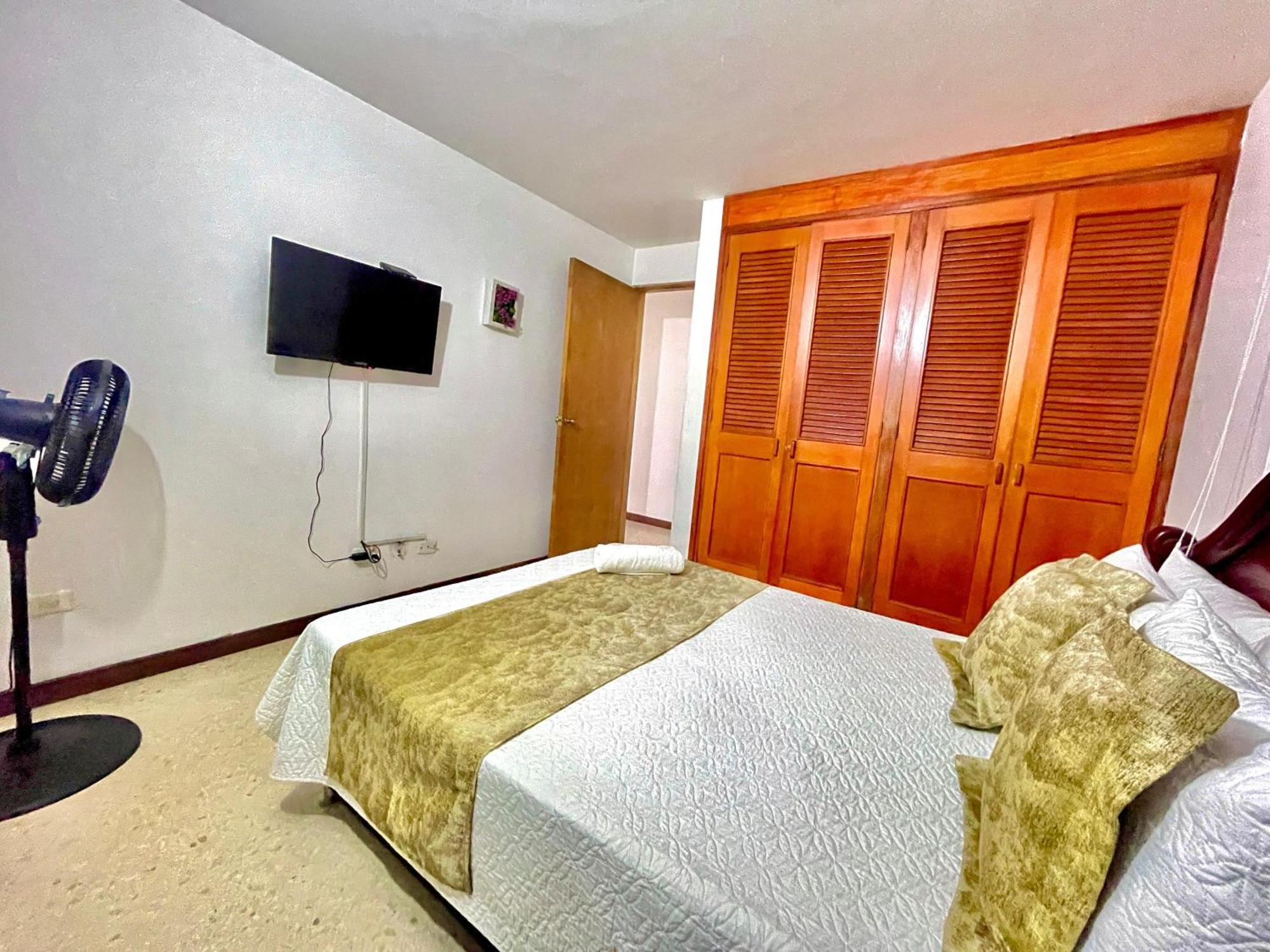 Hotel Torre Primavera Medellín Buitenkant foto