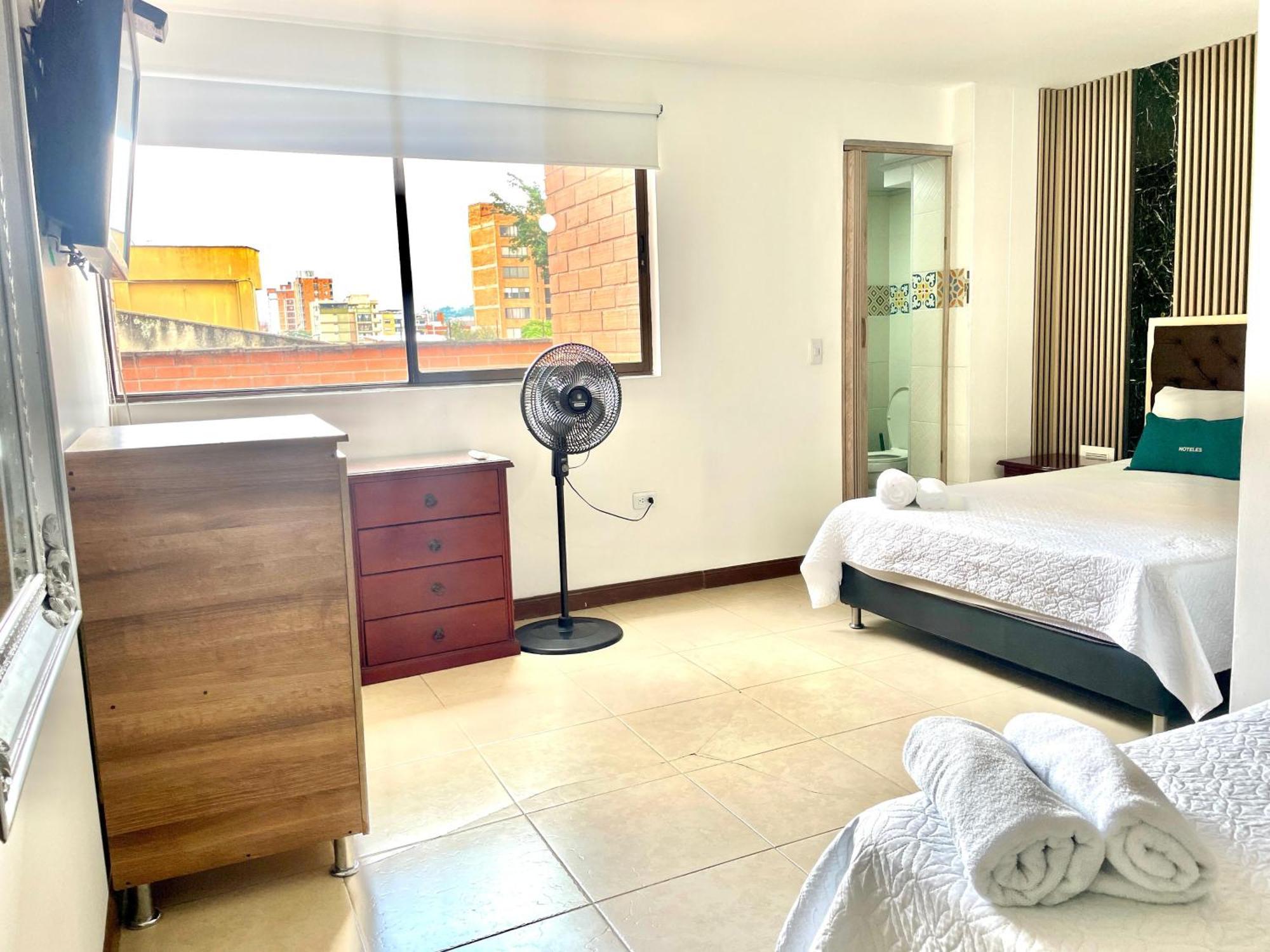 Hotel Torre Primavera Medellín Buitenkant foto