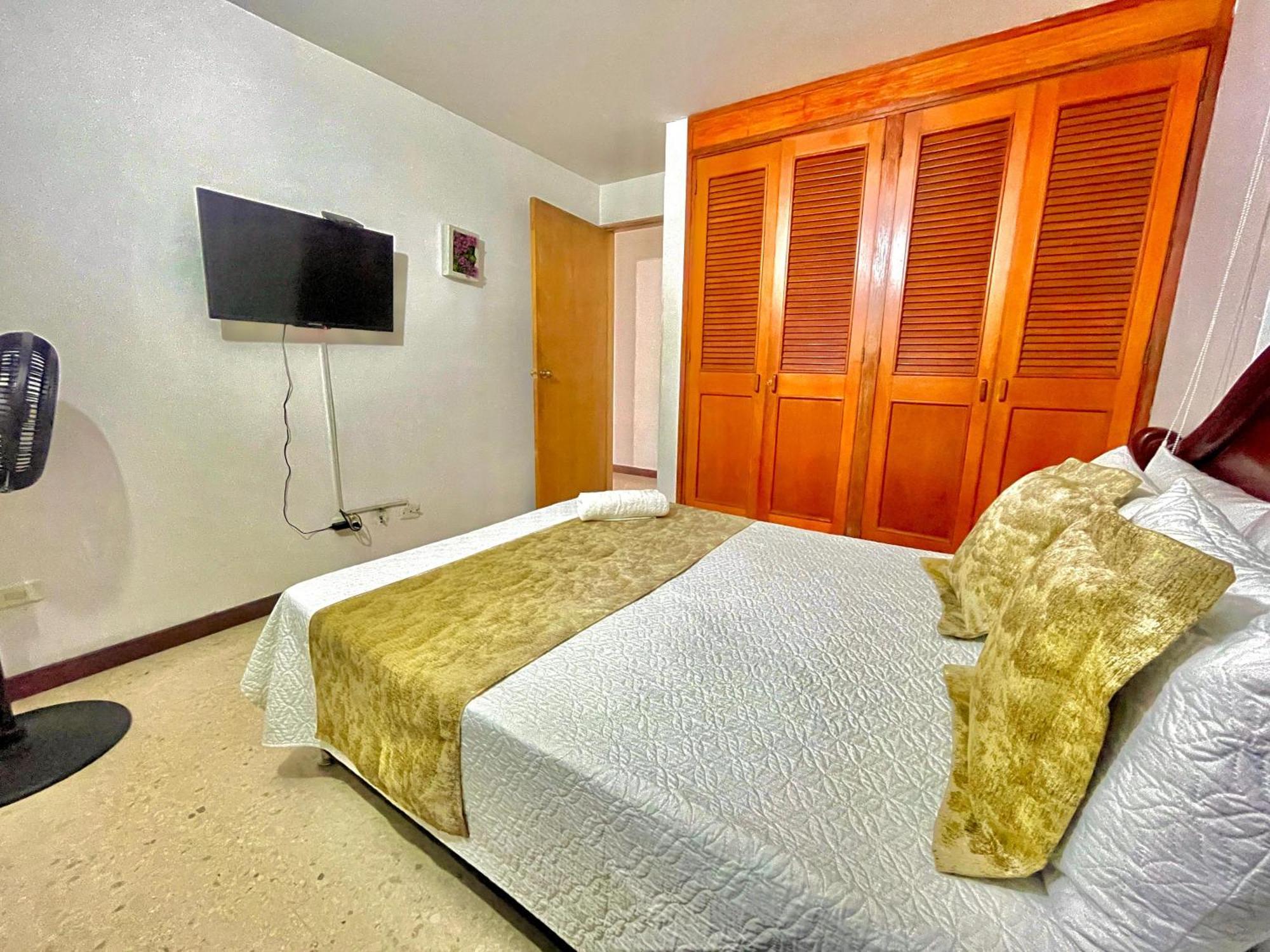 Hotel Torre Primavera Medellín Buitenkant foto