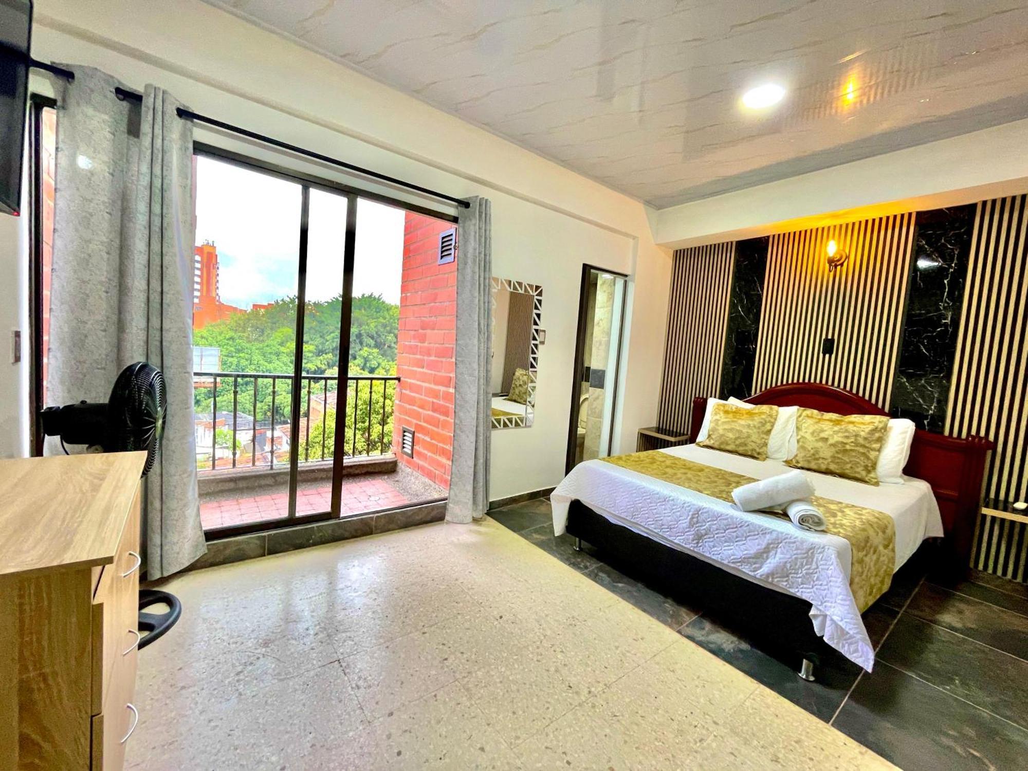 Hotel Torre Primavera Medellín Buitenkant foto